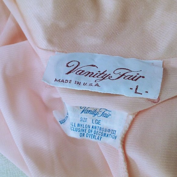 Vintage 70s Vanity Fair Dressing Gown Robe -L Pocket Collar Floral LS Nylon Pink - Picture 7 of 11
